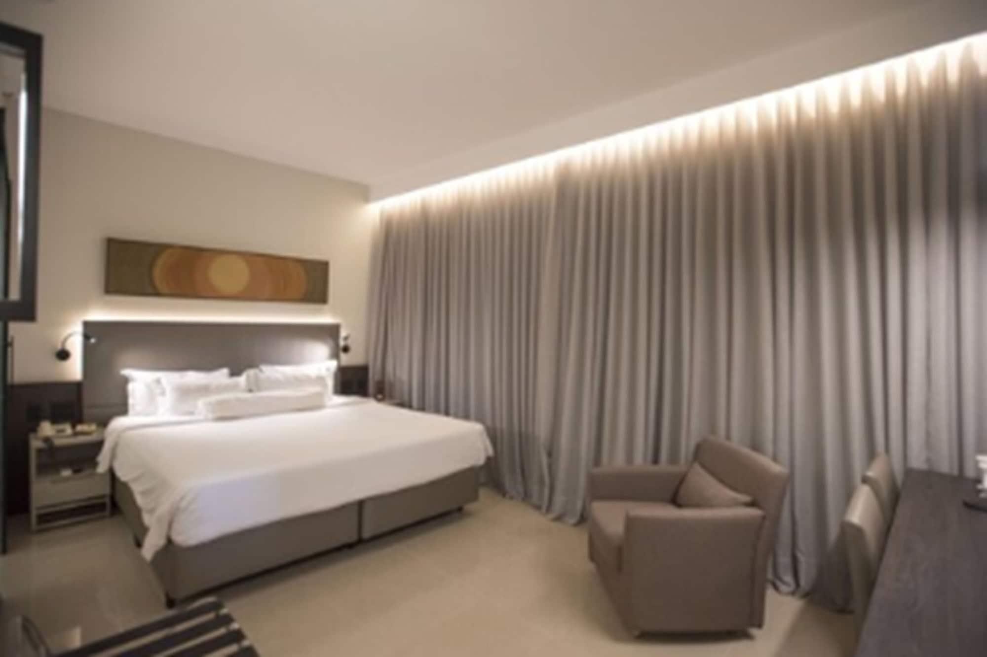 Royal Boutique Savassi Hotel Μπέλο Οριζόντε Εξωτερικό φωτογραφία A bedroom at the hotel