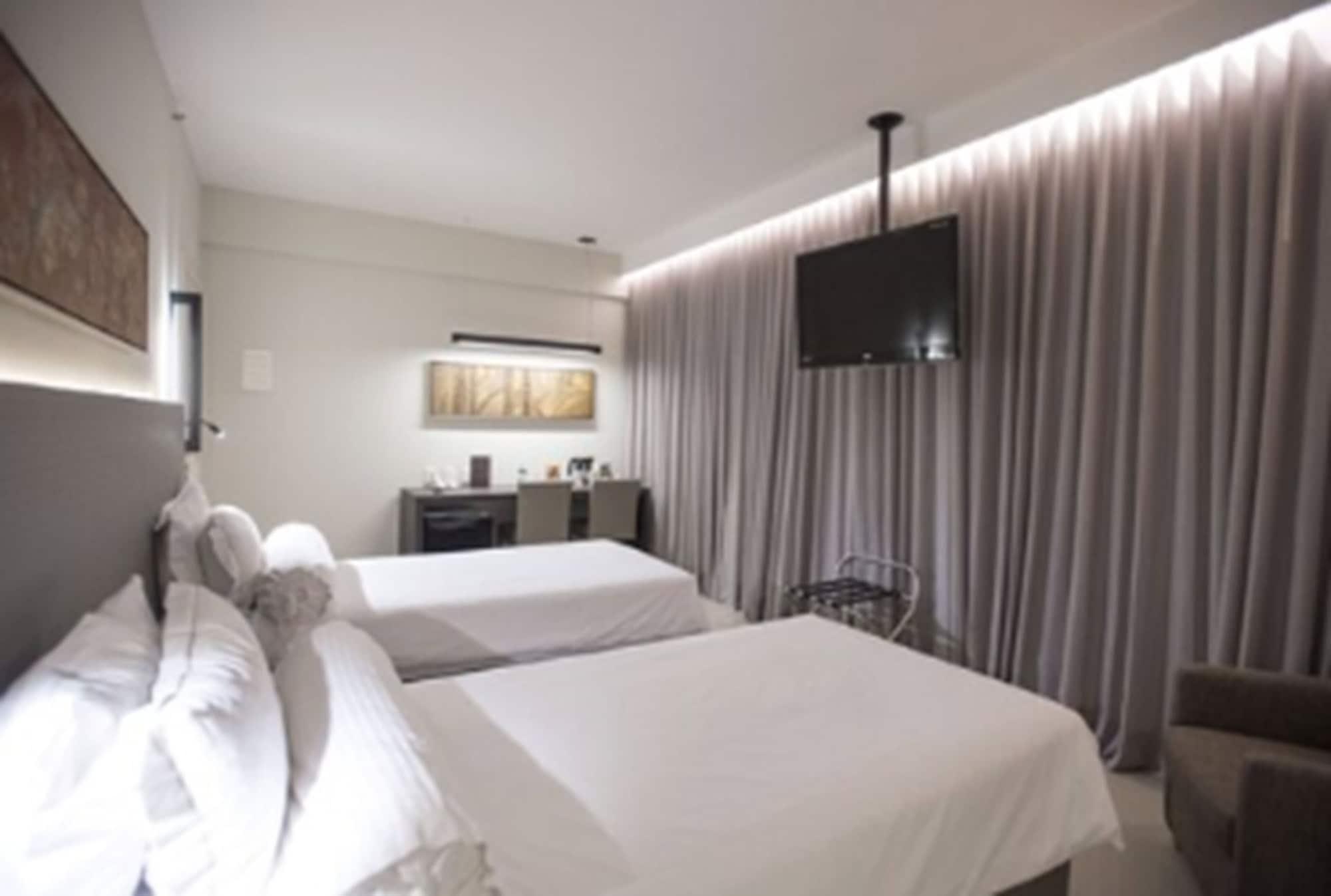 Royal Boutique Savassi Hotel Μπέλο Οριζόντε Εξωτερικό φωτογραφία A room at the hotel