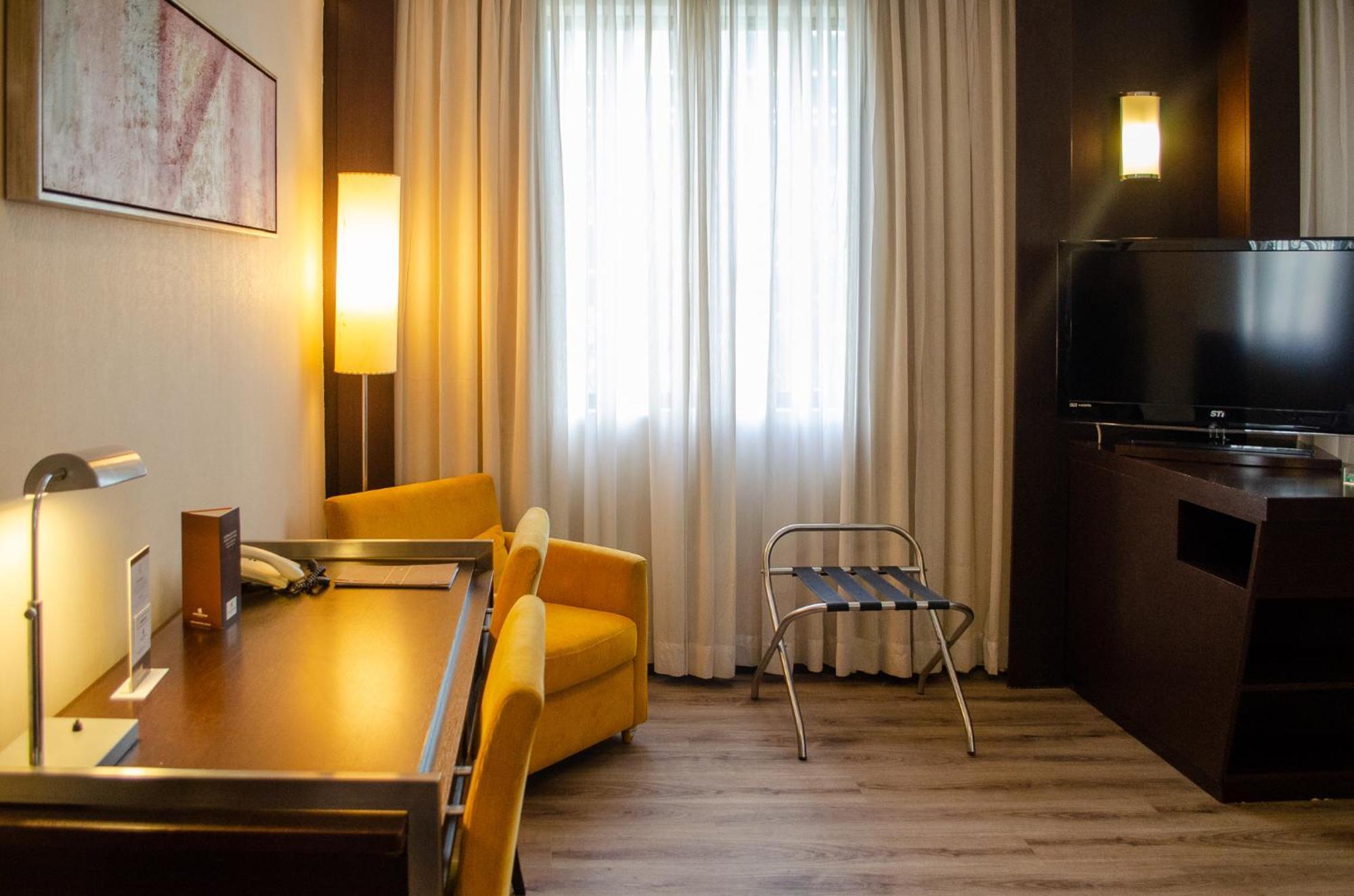 Royal Boutique Savassi Hotel Μπέλο Οριζόντε Εξωτερικό φωτογραφία A room at the hotel